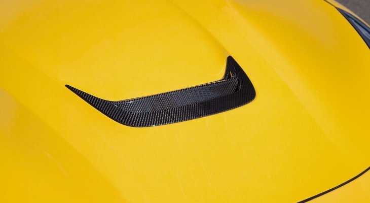 F12 - INSERT FOR ENGINE BONNET