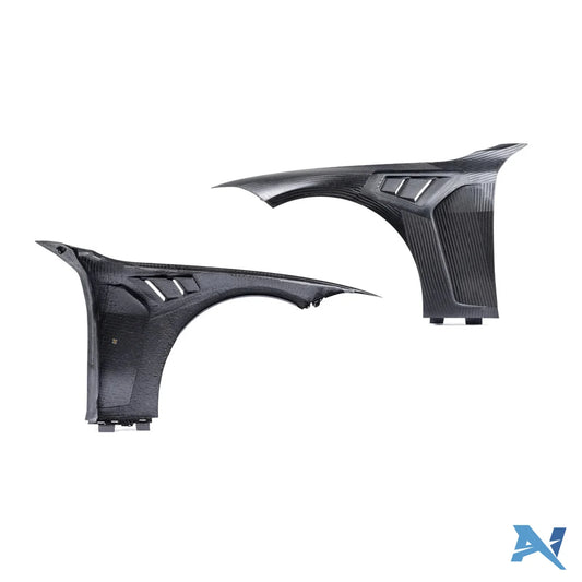 ALPHA-N carbon mudguards suitable for M4 G82 and G83