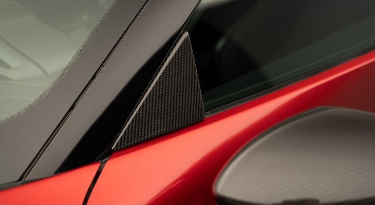 296 GTB - TRIANGLE COVER FOR SIDE WINDOW